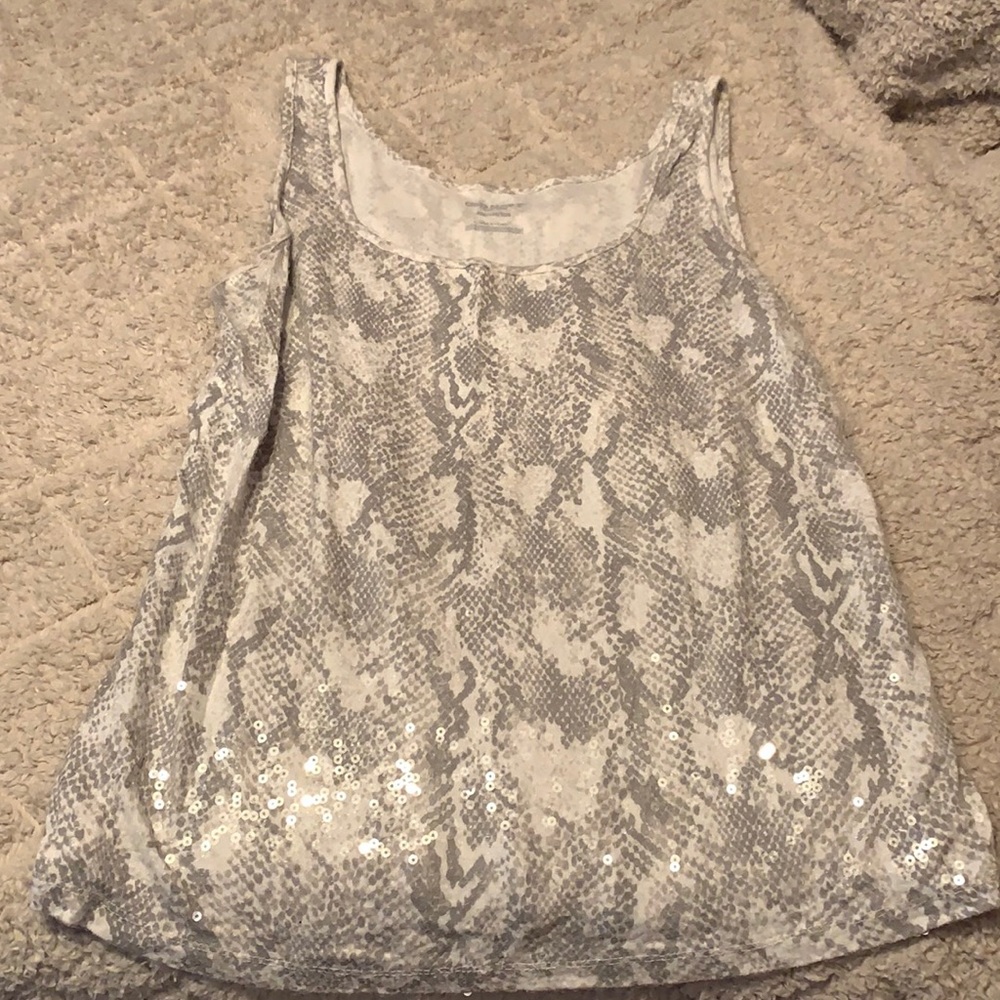 ⭐️ Women’s Plus Old Navy Tank Top